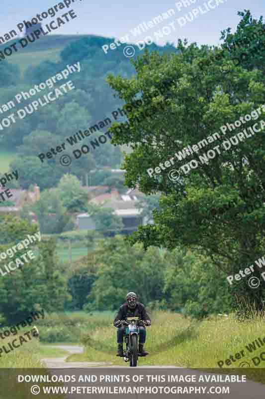 Vintage motorcycle club;eventdigitalimages;no limits trackdays;peter wileman photography;vintage motocycles;vmcc banbury run photographs